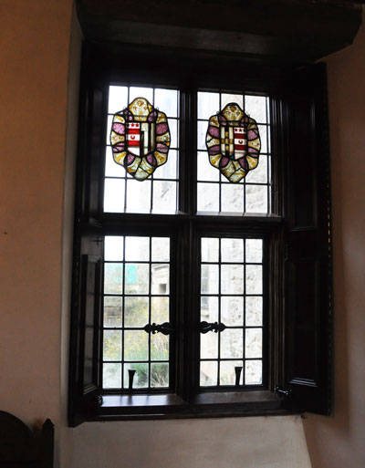 sulgrave-manor-window